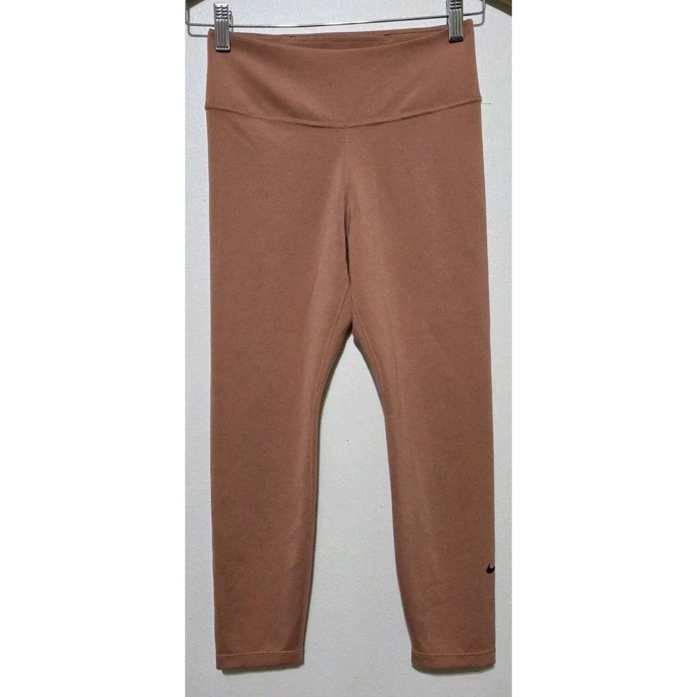 Nike One Dri-Fit Women S Dusty Peach Mid-Rise Crop Leggings Yoga Active Pant EUC